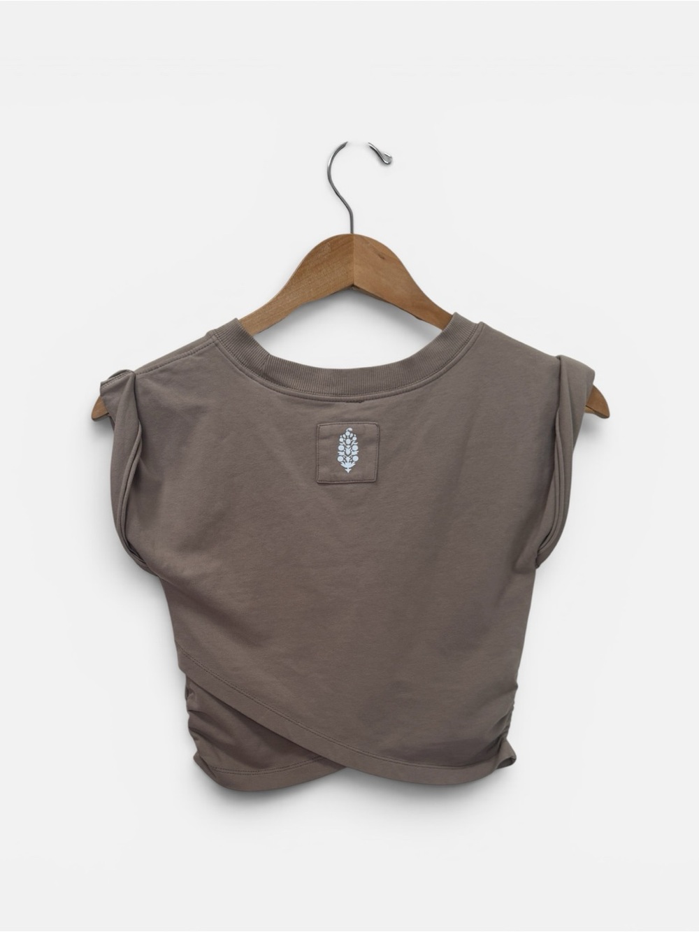 FREE PEOPLE Movement Hot Shot Crossover Top Distressed Taupe Small - Picture 2 of 4